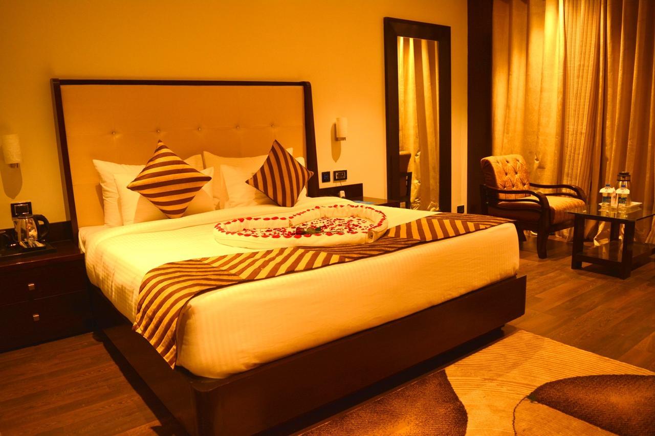 Hotel Vennington Court Rāipur Zewnętrze zdjęcie