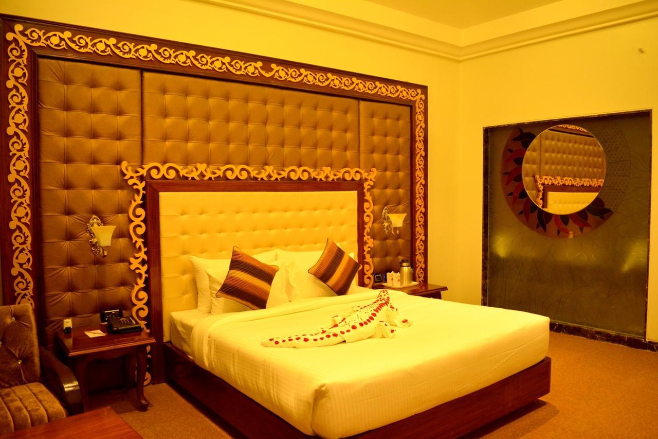 Hotel Vennington Court Rāipur Zewnętrze zdjęcie
